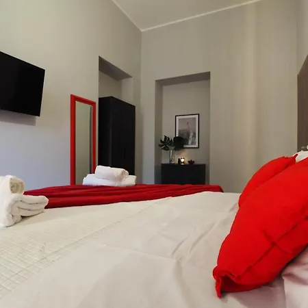 Red Note Apartment