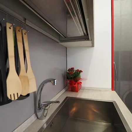 Red Note Apartment Turin